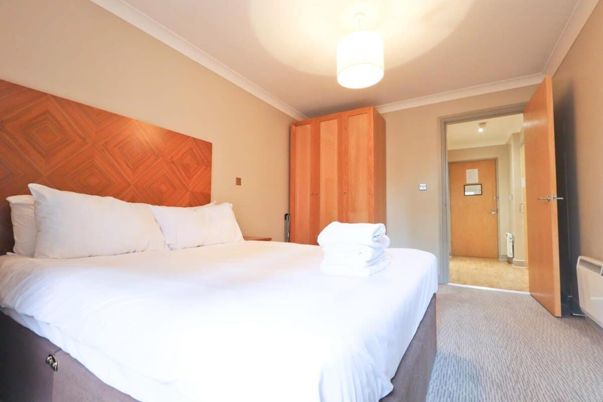 City Centre 1 Bed Apartment Bristol Bagian luar foto